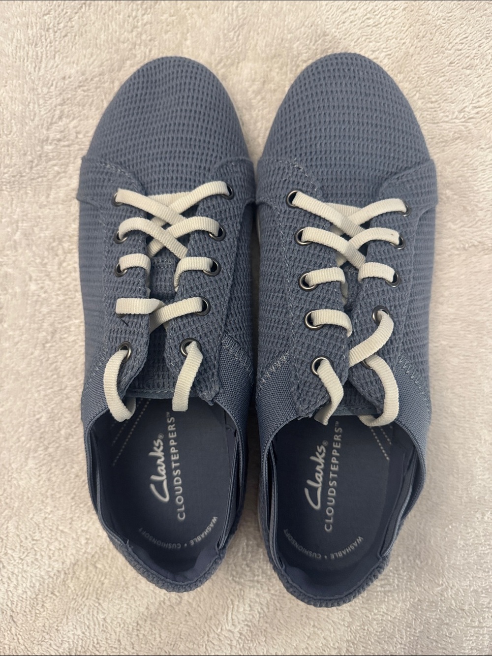 Clarks Women’s Cloudsteppers Knit Sneakers in Light Blue with White Laces